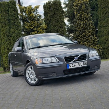 Volvo S60 I 2.4 D5 163KM 2006 Volvo S60 2.4D Automatik Momentum Skóra, Alufelgi, zdjęcie 2