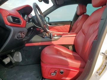 Maserati Levante 2022 Maserati Levante Modena 2022 3.0l 3.0 Benzyna 424KM, zdjęcie 7