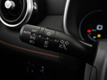 MG ZS I 2023 MG ZS Luxury skóra navi PDC LED tempomat, zdjęcie 31