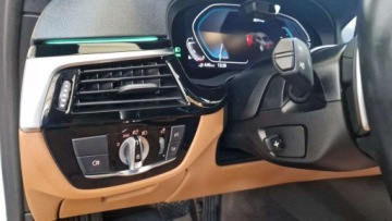 BMW Seria 5 G30-G31 Limuzyna Plug-In 2.0 530e 292KM 2022 BMW Seria 5 xDrive,Full LedHead Up,Plug-in pHEV, Stan Idealny,VAT 23,GWARA, zdjęcie 9