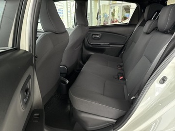 Toyota Yaris III Hatchback 5d Facelifting 2017 1.5 Hybrid 100KM 2018 Toyota Yaris Hybrid 100 Selection III (2011-2019), zdjęcie 13