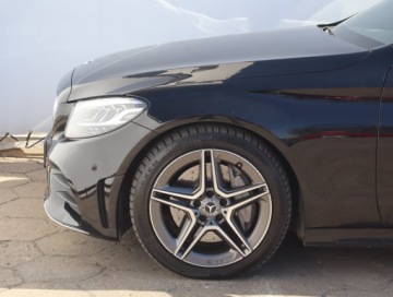 Mercedes Klasa C W205 Kombi Facelifting 2.0 300d 245KM 2019 Mercedes C C 300 d, 241 KM, Automat, Skóra, Navi, zdjęcie 13