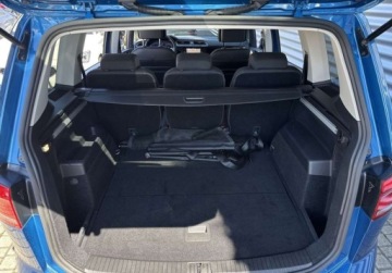 Volkswagen Touran III 2.0 TDI 150KM 2023 Volkswagen Touran Comfortline 2.0TDI 150KM DSG Led Hak Navi ACC Masaz Alu, zdjęcie 33