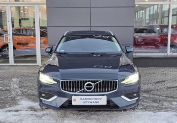 Volvo V60 II  2022 Volvo V60 2.0 MHEV 197KM Inscription Getr FV23 Salon PL Serwis ASO Gwaranc, zdjęcie 2