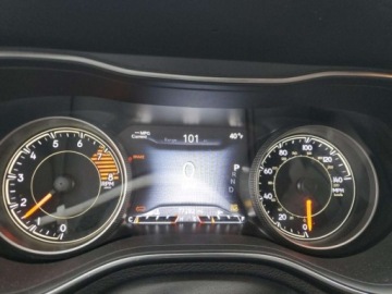 Jeep Cherokee V 2020 Jeep Cherokee 2020 r., 3,2L LIMITED 3.2 Benzyna 271KM, zdjęcie 6