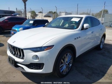 Maserati Levante 2018 Maserati Levante 2018 3.0l 3.0 Benzyna 345KM, zdjęcie 6