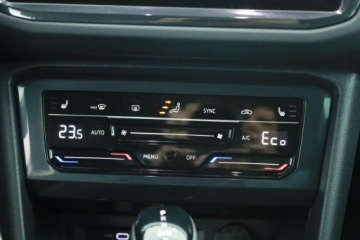 Volkswagen Tiguan II SUV Plug-in 1.4 TSI e-HYBRID 245KM 2022 VW Tiguan 1.4 TSI eHybrid, Salon Polska, zdjęcie 12
