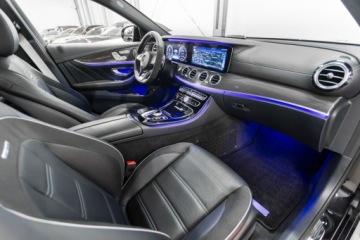 Mercedes Klasa E W213 Limuzyna AMG 4.0 AMG E63 S 612KM 2018 Mercedes E 63 AMG S. Bezwypadkowy. Japonia., zdjęcie 18