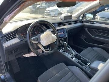 Volkswagen Passat B8 Variant Facelifting 2.0 TDI SCR 200KM 2022 Volkswagen Passat 4 Motion Skóra Klimatronik, zdjęcie 7