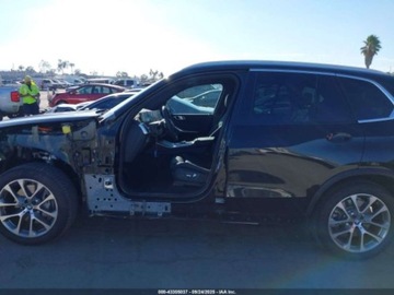 BMW X5 G05 2025 BMW X5 Phev xDrive50E 2025 3.0l 3.0 Hybryda 308KM, zdjęcie 2