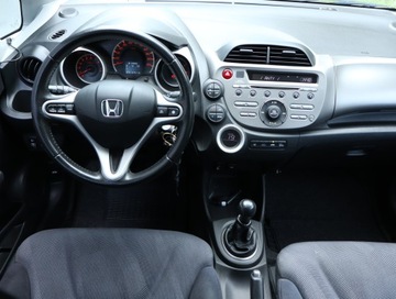 Honda Jazz III 1.4 i-VTEC 100KM 2010 Honda Jazz 1.4 i-VTEC, Salon Polska, Serwis ASO, zdjęcie 6