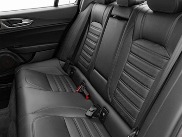 Alfa Romeo Giulia II Sedan 2.0 TBi 280KM 2019 Alfa Romeo Giulia GD389UT#2.0 Turbo Veloce Q4, zdjęcie 27