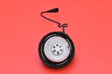 Крышка топливного бака TOYOTA AVENSIS 3 III T27 2.2 D-4D 09-11