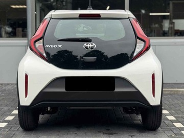 Toyota Aygo X 1.1 VVT-i 72KM 2025 Od ręki - Comfort 1.0 benzyna CVT 72KM | Tempomat adaptacyjny!, zdjęcie 3
