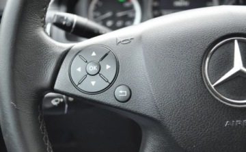 Mercedes Klasa C W204 Kombi T204 1.8 180 CGI BlueEFFICIENCY 156KM 2010 Mercedes-Benz Klasa C 180 CGI Avangarde Automat Benzyna 1.8 Benzyna 156KM, zdjęcie 22