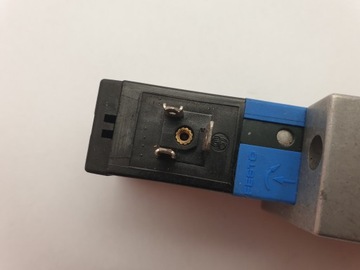 Электромагнитный клапан FESTO MVH-5/3G-1/4-B 19138 5/3 24VDC