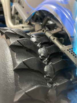 Бэтмен Monster Truck Batmobeast DC Multiverse 43см большая машина