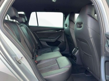 Skoda Octavia IV RS Kombi 2.0 TDI SCR 200KM 2022 Skoda Octavia RS, Keyless, Hak, Matrix, Head-Up, Asystenci 2.0 Diesel 200KM, zdjęcie 11