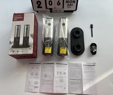 USB ЭЛЕКТРОМЕЛЬНИЦА ДЛЯ СОЛЬ, ПЕРЦА, СПЕЦИЙ НАБОР 2В1 + ЗАРЯДНАЯ БАЗА