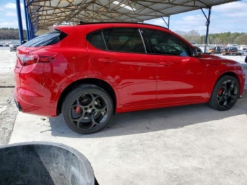 Alfa Romeo Stelvio 2022 Alfa Romeo Stelvio 2022r., Ti, 2L, od ubezpieczalni 2.0 Benzyna 284KM, zdjęcie 3