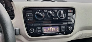 Volkswagen up! Hatchback 5d 1.0 MPI 60KM 2015 Volkswagen Up! klima, zdjęcie 14