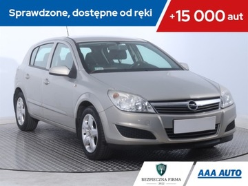 Opel Astra H Hatchback 5d 1.6 ECOTEC 115KM 2007 Opel Astra 1.6 16V, Salon Polska, Klima