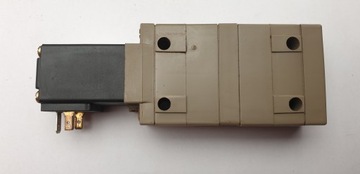 клапан электромагнитный клапан BURKERT 413-G-1/4-B 4/2 220VAC