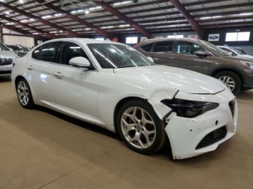 Alfa Romeo Giulia II 2018 Alfa Romeo Giulia 2018 ALFA ROMEO GIULIA TI 2.0 Benzyna 280KM, zdjęcie 4