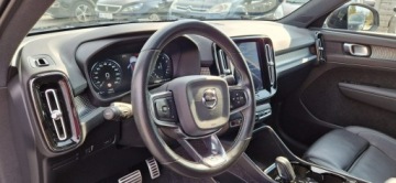 Volvo XC40 Crossover 2.0 D4 190KM 2020 Volvo XC 40 Bezwypadkowy 2.0 Geartronic R-Design, zdjęcie 18