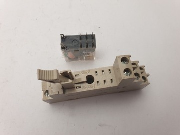 Реле OMRON G2R-SND-AP3 24 В постоянного тока 2xtor + P2RF-08-E
