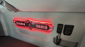 Зеркальная доска с подсветкой светодиодная Scania Vabis