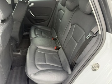 Audi A1 I Hatchback 3d 1.6 TDI 90KM 2013 Audi A1 Sportback Skóra. Led. Ksenon . Nawigacja, zdjęcie 12