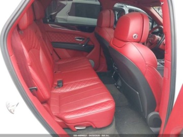 Bentley Bentayga 2018 Bentley Bentayga W12 2018 6.8 Benzyna 608KM, zdjęcie 13