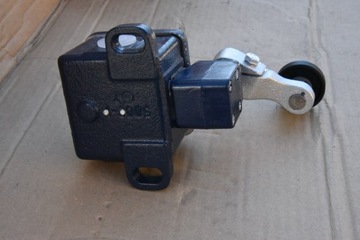 Концевой выключатель SCHMERSAL TL 422-01y новый