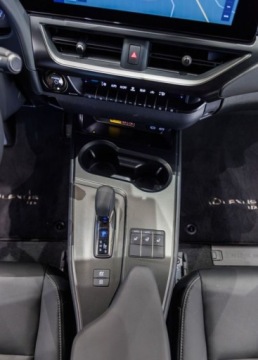Lexus UX Crossover Facelifting 2.0 300h 199KM 2025 Lexus UX 300h F Sport Design 2.0 Hybryda 199KM, zdjęcie 21