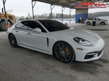 Porsche Panamera II Liftback 3.0 330KM 2018 Porsche Panamera 2018 PORSCHE PANAMERA 4, silnik 3.0 L , 3.0 Benzyna 330KM