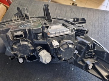 SVĚTLO LEVÝ PŘEDNÍ XENON SVĚTLOMET RENAULT LATITUDE 260604600R