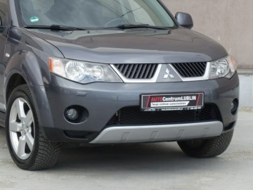 Mitsubishi Outlander II 2.4 MIVEC 170KM 2009 Mitsubishi Outlander 2.4, zdjęcie 3