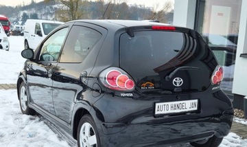 Toyota Aygo I Hatchback 5d Facelifting 1.0 VVT-i 68KM 2014 Toyota Aygo 1,0 Ben 68 km Benzyna 68KM, zdjęcie 3