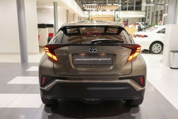 Toyota C-HR I Crossover Facelifting 1.8 Hybrid 122KM 2022 Toyota C-HR 1.8 Hybrid Executive 1.8 Hybryda 122KM, zdjęcie 2