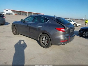 Maserati Levante 2019 Maserati Levante 2019r., 4x4, 3.0L 3.0 Benzyna 345KM, zdjęcie 3