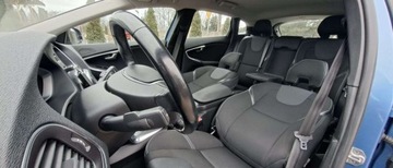 Volvo V40 II Cross Country D2 115KM 2014 Volvo V40 Volvo V40 D2 Momentum 1.6 Diesel 115KM, zdjęcie 22