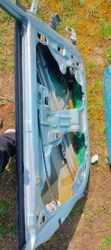 DVEŘE LEVÝ PŘEDNÍ SEAT ALTEA