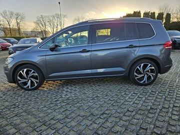 Volkswagen Touran III 1.6 TDI 110KM 2015 Volkswagen Touran 1,6 diesel 110KM panorama navi, zdjęcie 18