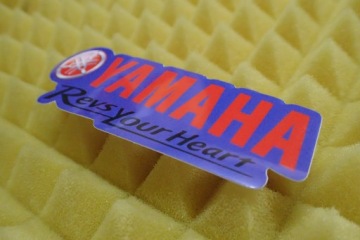 НАКЛЕЙКА YAMAHA НАКЛЕЙКА YAMAHA RACING 10,1 x 3,6 см