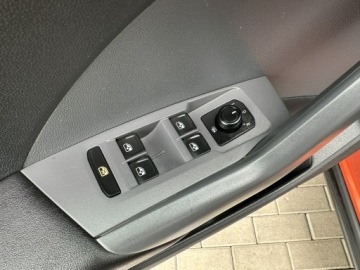 Volkswagen T-Cross SUV 1.0 TSI 110KM 2021 Volkswagen T-Cross SalonPL! LED, Czujniki Asystent, zdjęcie 15