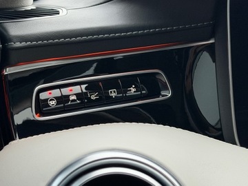 Mercedes Klasa S W222 Coupe Facelifting 3.0 450 367KM 2018 MERCEDES-BENZ KLASA S 450 4Matic 9G-TRONIC Exclusive Edition, zdjęcie 32