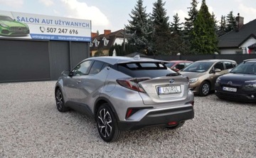 Toyota C-HR I Crossover 1.8 Hybrid 122KM 2018 Toyota C-HR 1.8 Hybryda Kamera Cofania Nawigacja Grz.siedzenia 1.8 Hybryda, zdjęcie 9