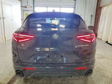Alfa Romeo Stelvio SUV Facelifting 2.0 Turbo 280KM 2023 Alfa Romeo Stelvio Ti, 2023r., 4x4, 2.0L 2.0 Benzyna 280KM, zdjęcie 5