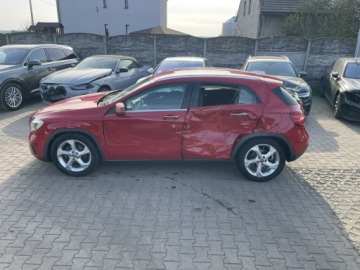 Mercedes GLA I Off-Roader Facelifting 2.1 200d 136KM 2018 Mercedes GLA 200 Automat 4Matic Podgrzewane Skóra, zdjęcie 3